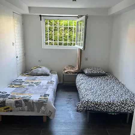 Apartment T3 Avec Acces Jardin A 20 Minutes De La Gare *